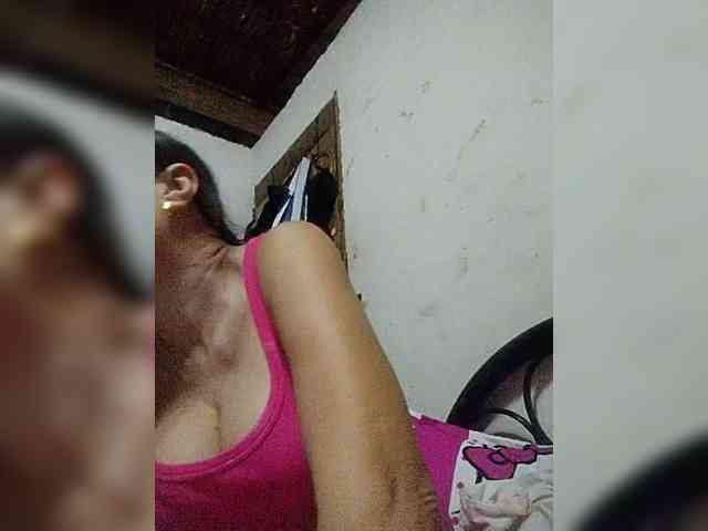 cherrywhite03 webcam