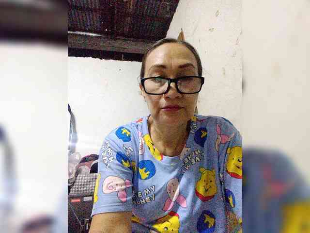 cherrywhite03 webcam