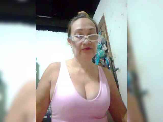 cherrywhite03 webcam