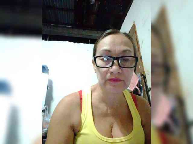 cherrywhite03 webcam