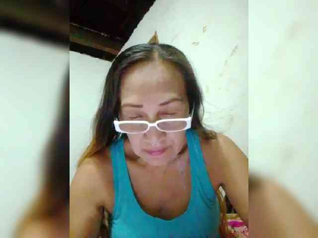 cherrywhite03 webcam