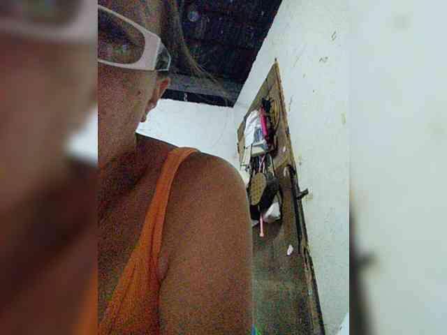 cherrywhite03 webcam