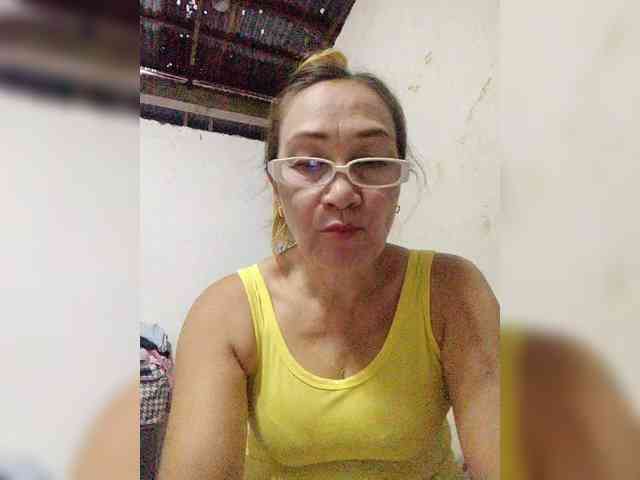 cherrywhite03 webcam