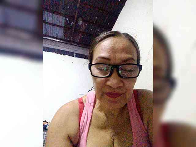 cherrywhite03 webcam