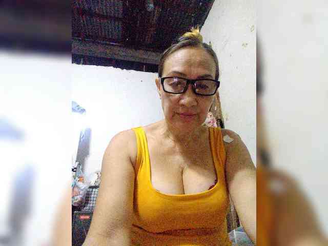 cherrywhite03 webcam