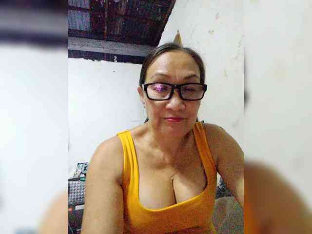 cherrywhite03 webcam