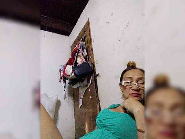 cherrywhite03 webcam