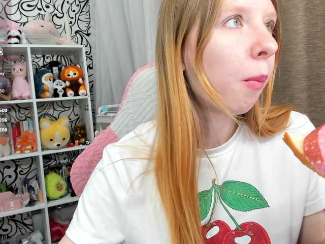 IamLoli's BongaCams show and profile