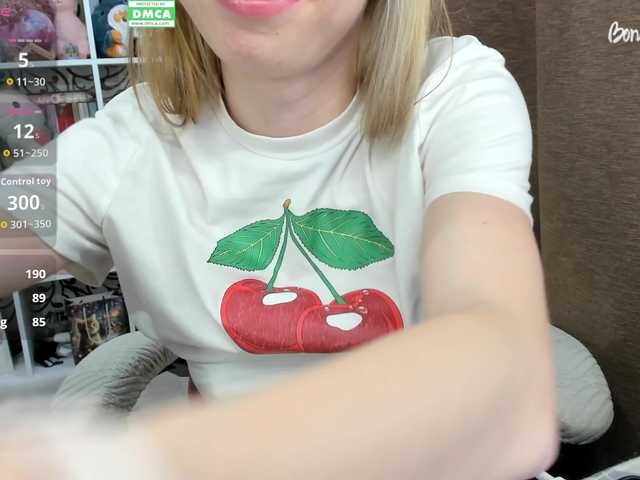 IamLoli live cam on UnifiedCams