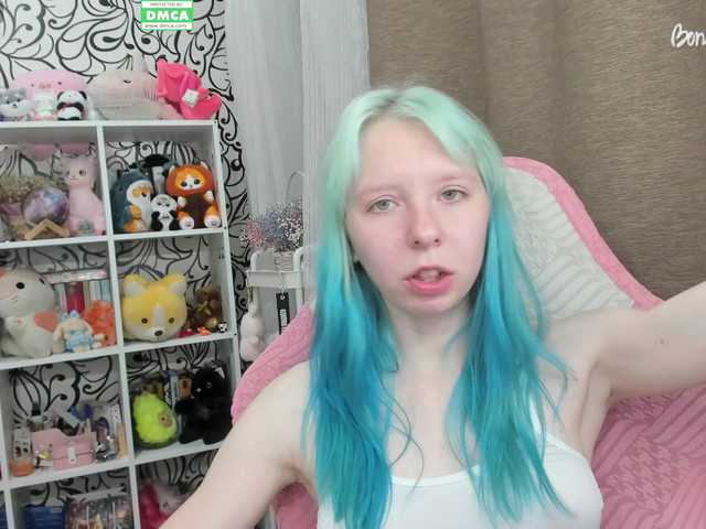 Jlucu4kA live cam preview