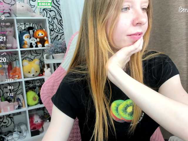 le modèle Jlucu4kA est en webcam porno dans un show sur le site bongacams, il possède les tags suivants: White/Caucasian,Blonde,Shaved