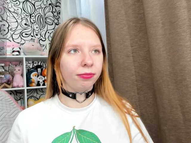 IamLoli's BongaCams show and profile