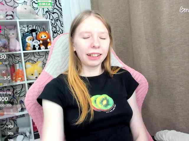 이 모델은 현재 라이브 중입니다. IamLoli