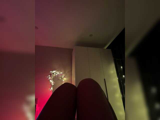 Nestyzz live cam on BongaCams