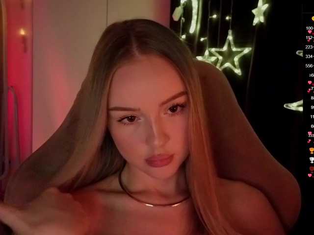 Nestyzz's BongaCams show and profile