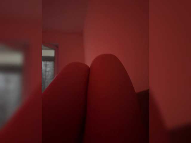Nestyzz live cam on BongaCams