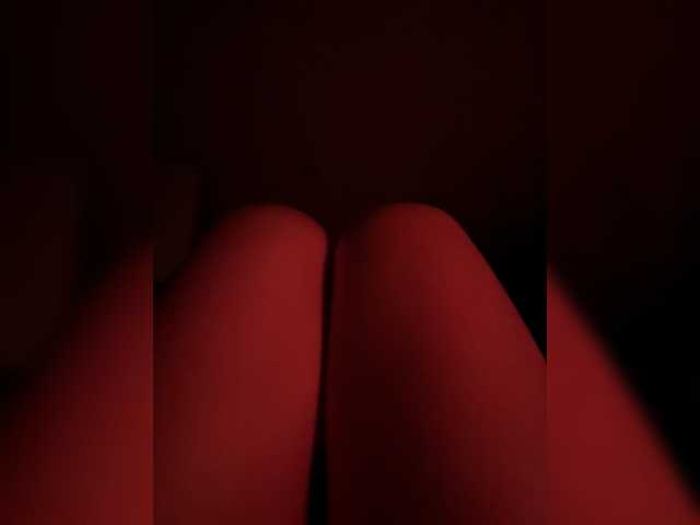 Nestyzz live cam on BongaCams