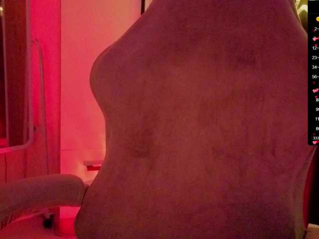 Nestyzz live cam on BongaCams