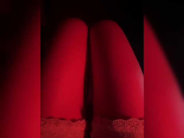 Nestyzz live cam on BongaCams