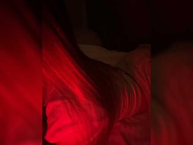 Nestyzz live cam on BongaCams