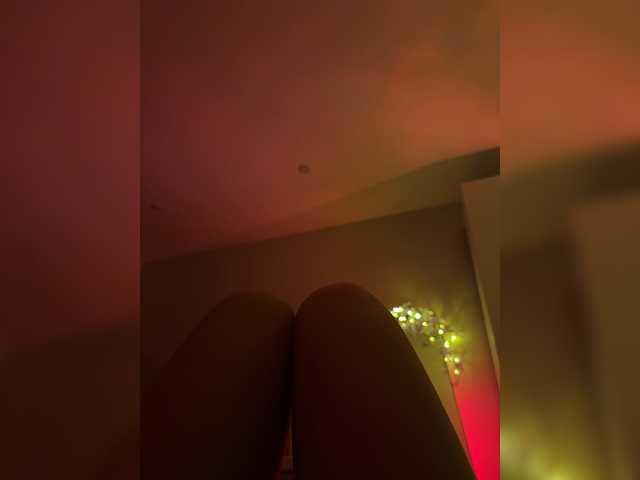 Nestyzz live cam on BongaCams