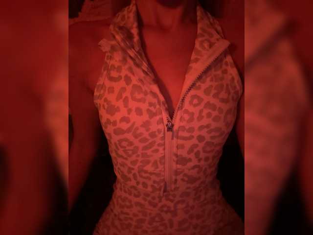 NYXELLE1 live cam on BongaCams