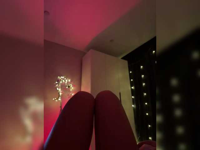 Nestyzz live cam on BongaCams