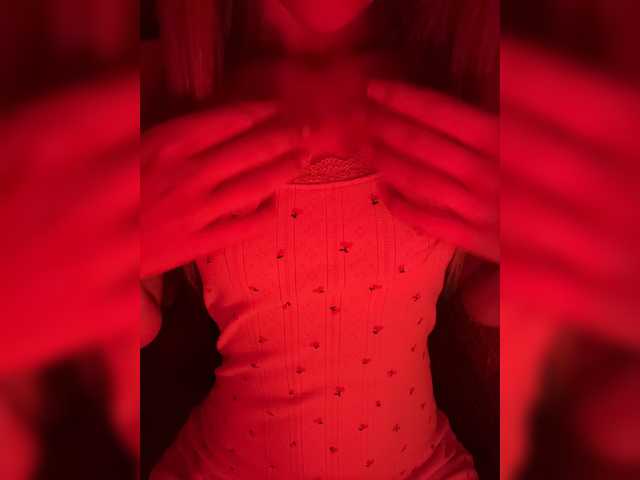 Nestyzz live cam on BongaCams