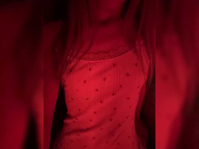 Nestyzz live cam on BongaCams