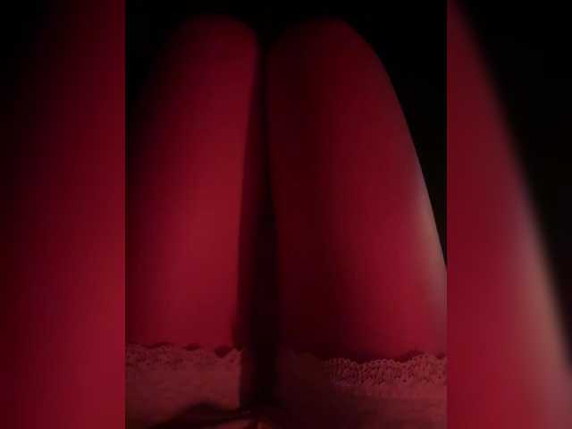Nestyzz live cam on BongaCams