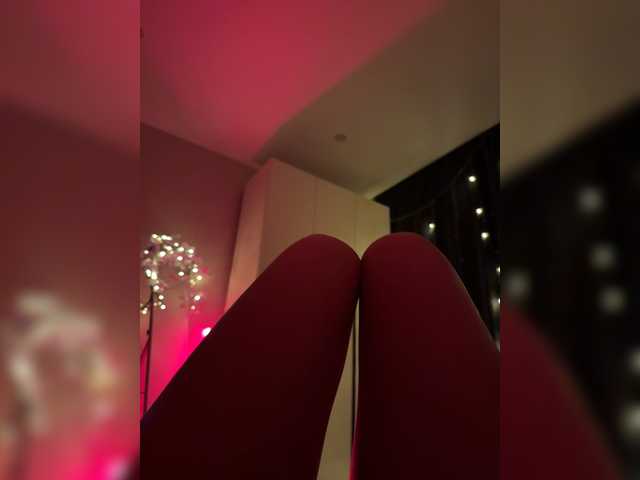Nestyzz live cam on BongaCams