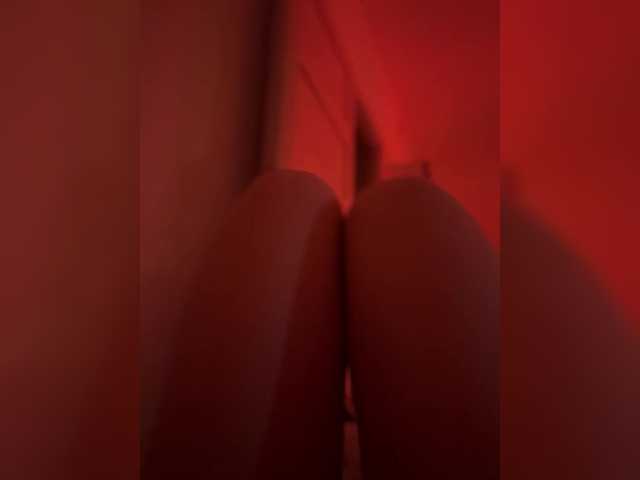 Nestyzz live cam on BongaCams