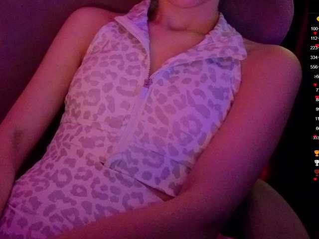 Nestyzz live cam on BongaCams