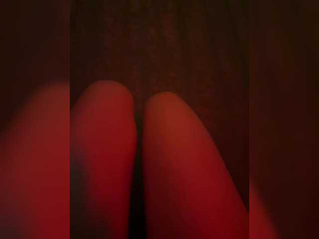 Nestyzz live cam on BongaCams