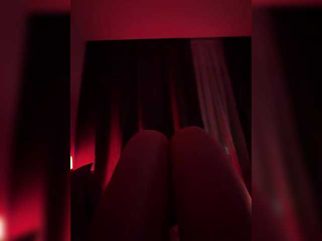 Nestyzz live cam on BongaCams