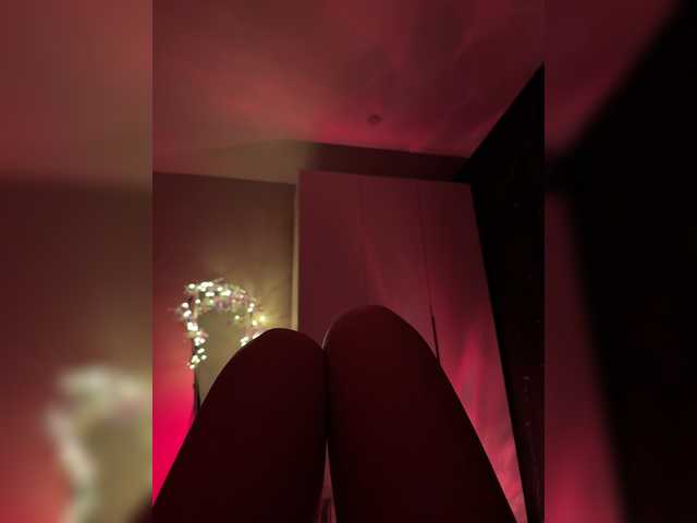 Nestyzz live cam on BongaCams