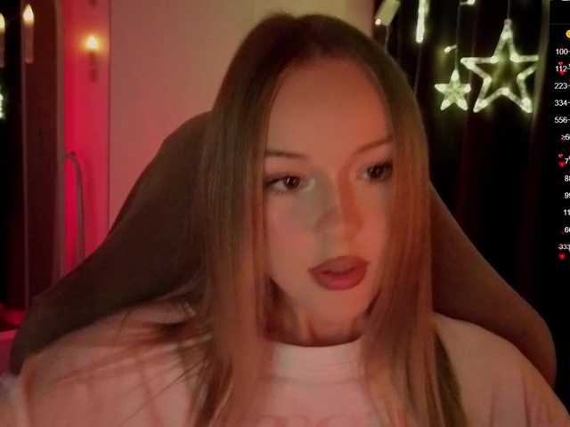 Nestyzz live cam on BongaCams