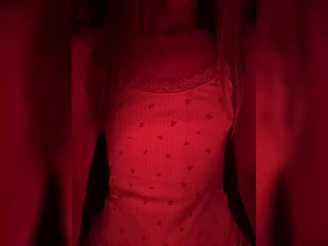 Nestyzz live cam on BongaCams