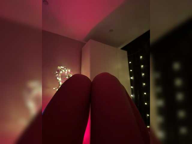 Nestyzz live cam on BongaCams