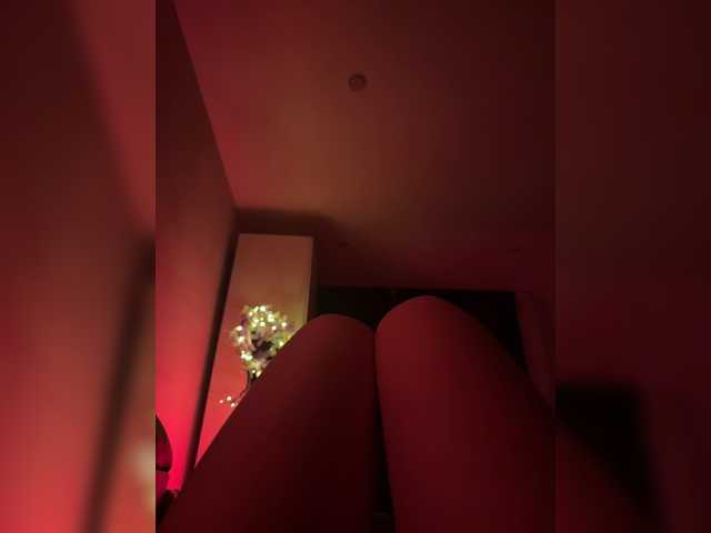 Nestyzz live cam on BongaCams