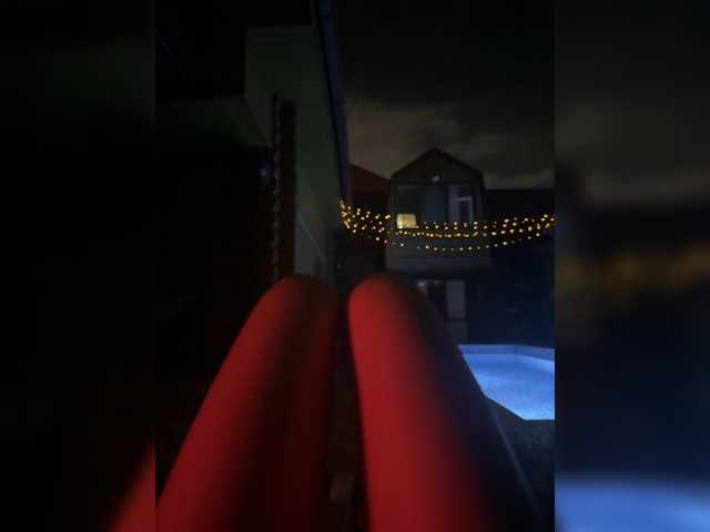 Nestyzz live cam on BongaCams