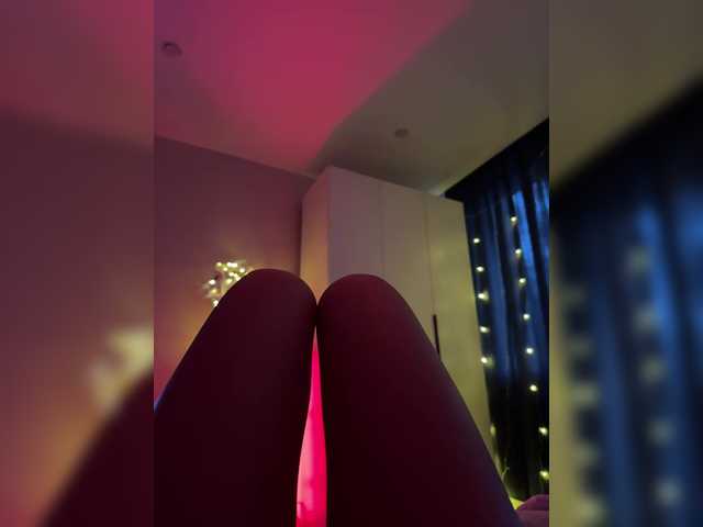 Nestyzz live cam on BongaCams