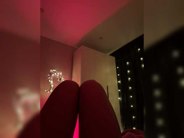 Nestyzz live cam on BongaCams