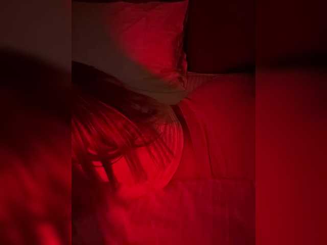 Nestyzz live cam on BongaCams