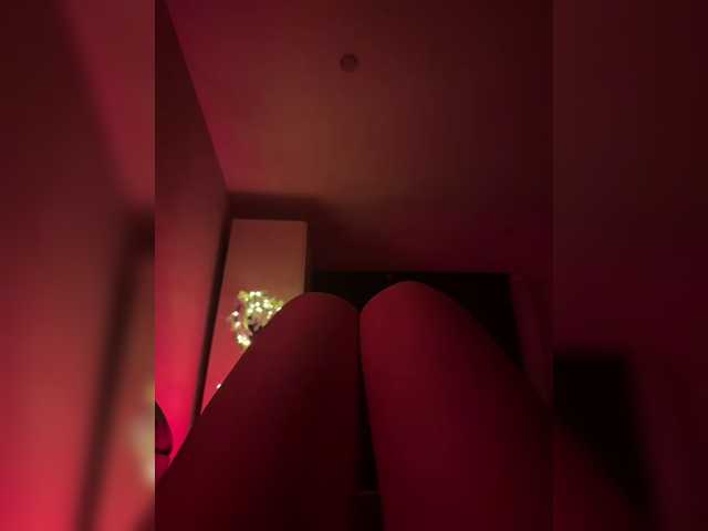 Nestyzz live cam on BongaCams