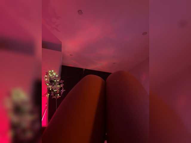 NYXELLE1 live cam on BongaCams
