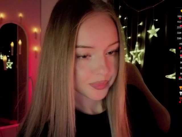 Nestyzz live cam on BongaCams