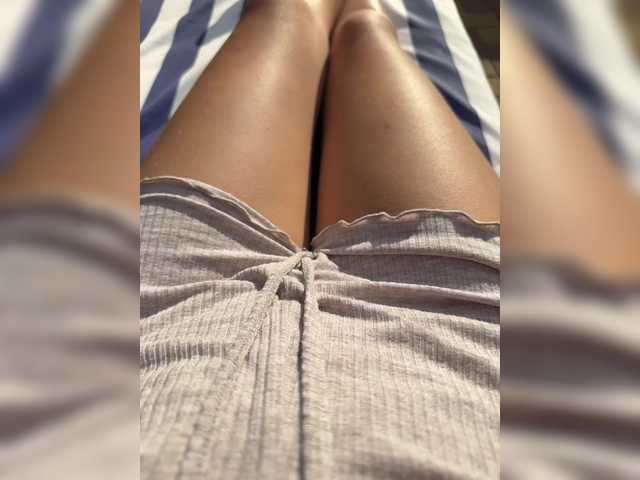 Nestyzz live cam on BongaCams
