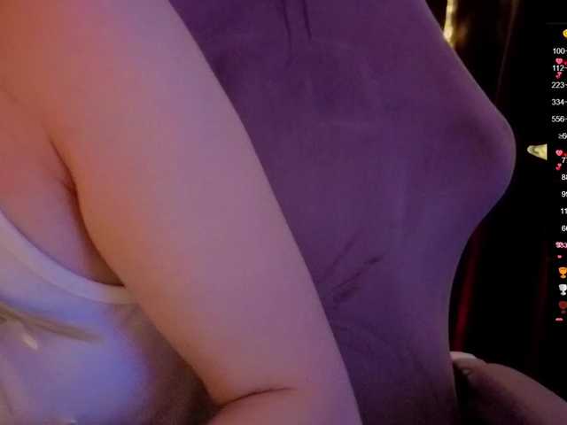 Nestyzz live cam on BongaCams