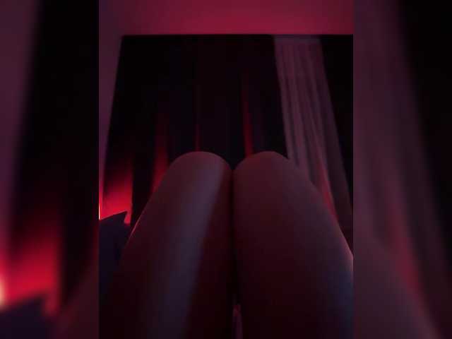 Nestyzz live cam on BongaCams